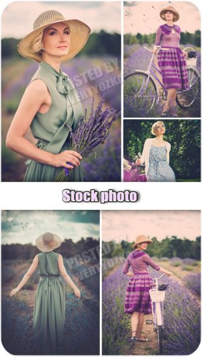      / Retro girl in a field of flowers - Raster  ...